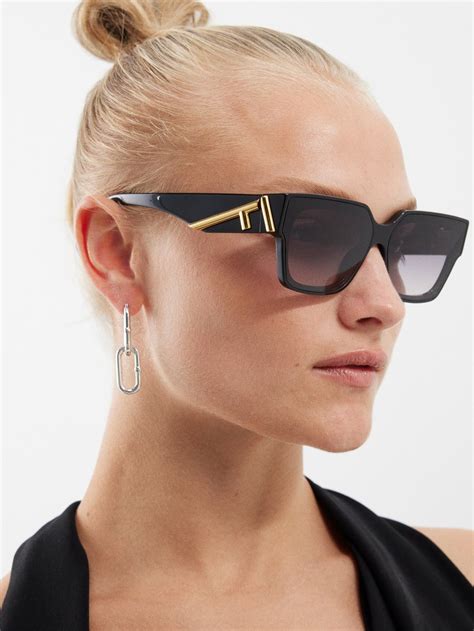 fendi sunglasses 135 price